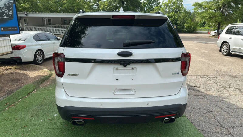 2016 Ford Explorer Sport