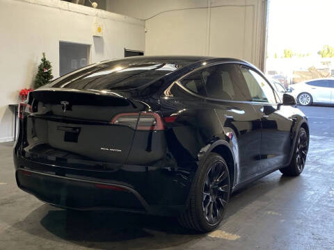 2022 Tesla Model Y Long Range