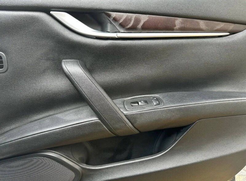 2014 Maserati Ghibli S Q4