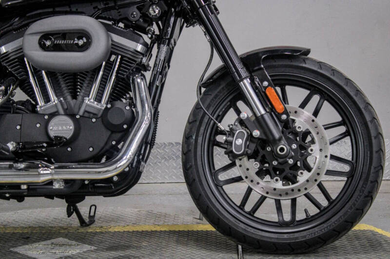 2019 Harley-Davidson Roadster