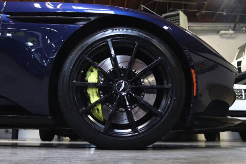 2019 Aston Martin DB11 AMR