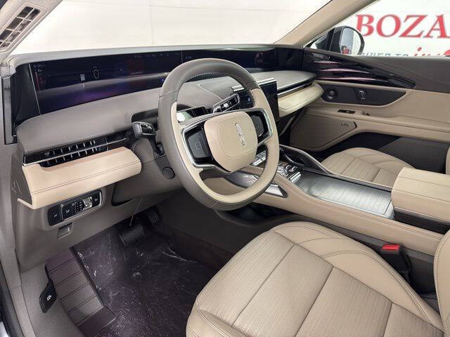 2025 Lincoln Nautilus Reserve