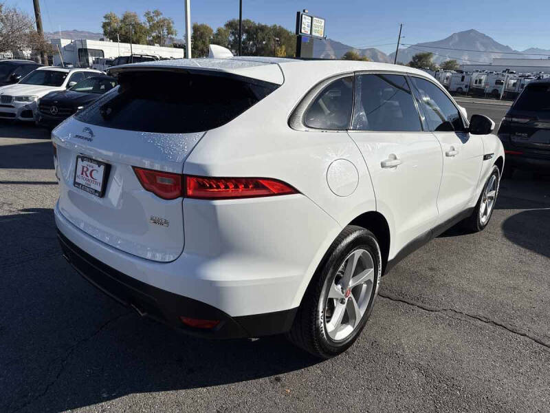 2018 Jaguar F-PACE 25t Premium