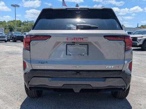 2026 GMC Terrain AT4