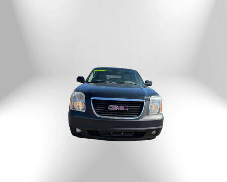 2007 GMC Yukon for sale at R&R Car Company in Mount Clemens MI