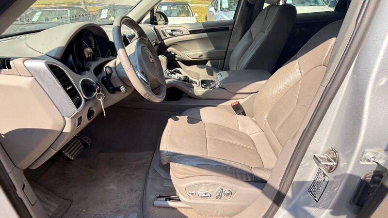 2011 Porsche Cayenne S Hybrid