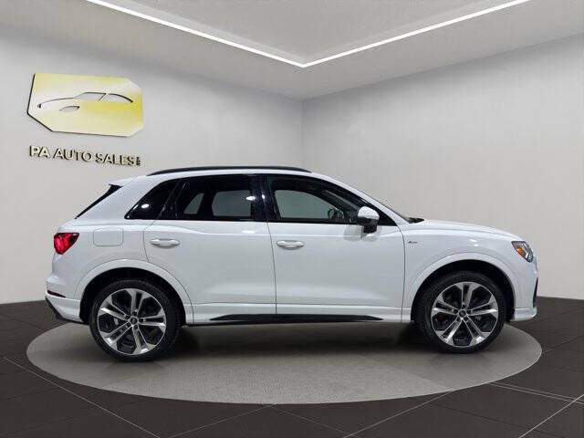 2022 Audi Q3 quattro S line Prem Plus 45 TFSI