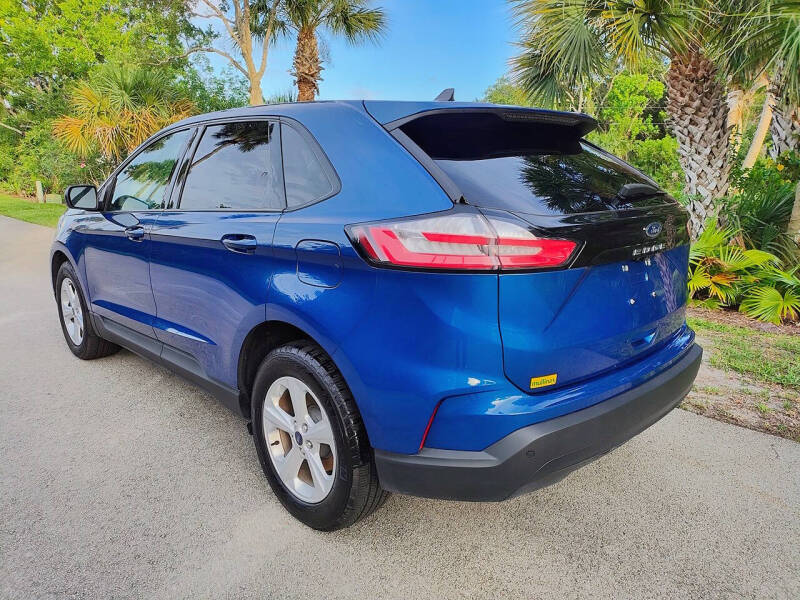 2021 Ford Edge SE