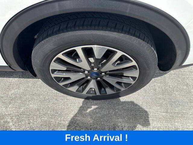 2020 Ford Escape Titanium