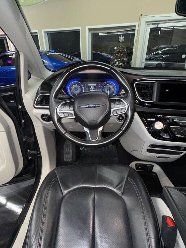 2018 Chrysler Pacifica Touring L