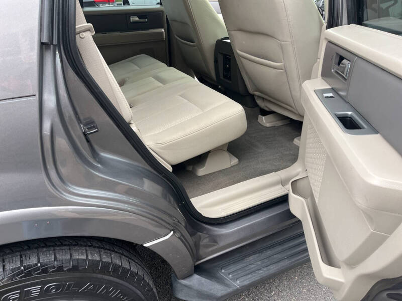 2012 Ford Expedition XLT