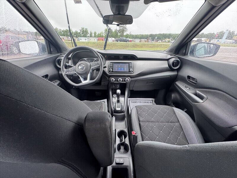 2020 Nissan Kicks S
