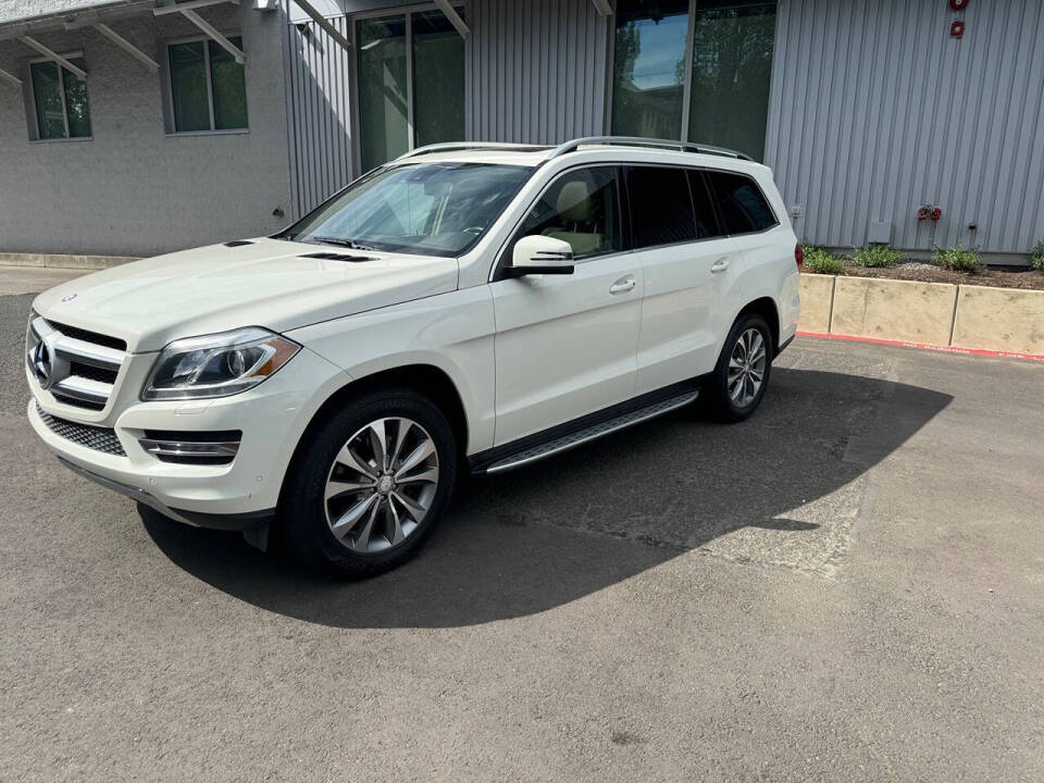 2013 Mercedes-Benz GL-Class for sale at Worldwide Auto in Portland, OR