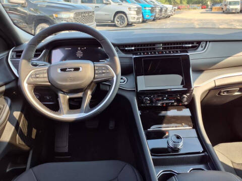 2025 Jeep Grand Cherokee L Laredo X