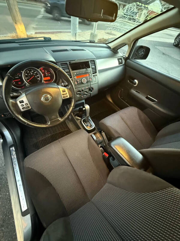 2012 Nissan Versa 1.8 S