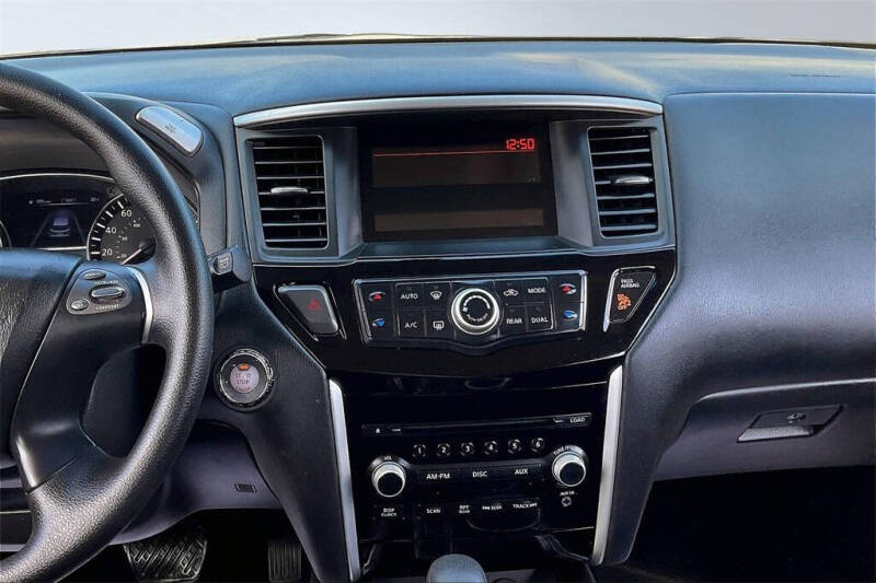 2014 Nissan Pathfinder S