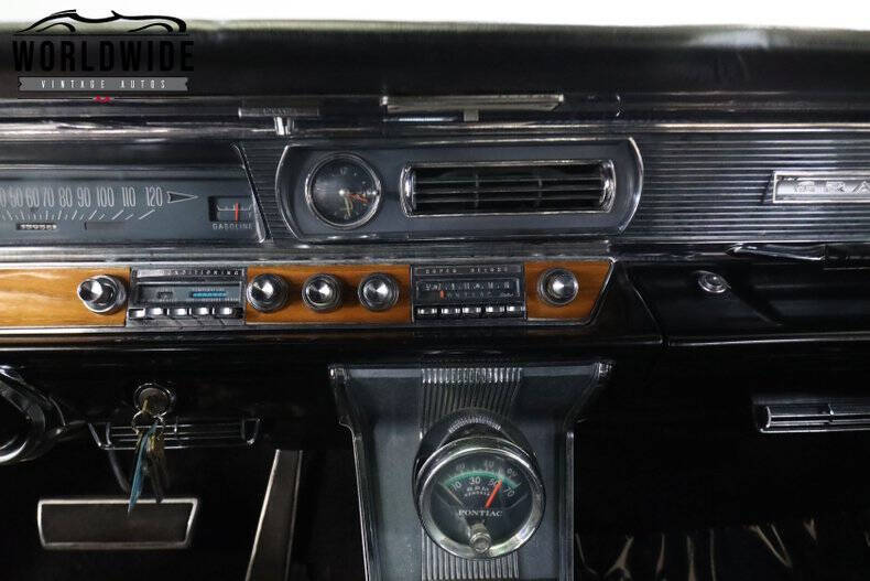 1964 Pontiac Grand Prix