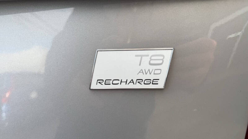 2023 Volvo XC90 Recharge T8 Ultimate Bright Theme 6P
