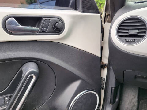 2012 Volkswagen Beetle 2.5L PZEV