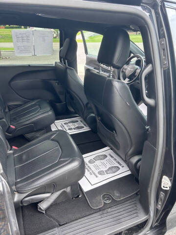 2019 Chrysler Pacifica Touring L