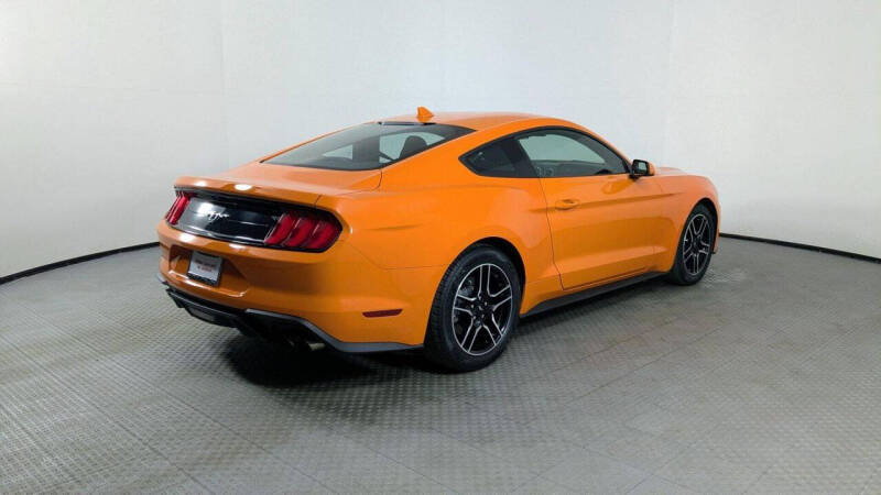 2021 Ford Mustang EcoBoost