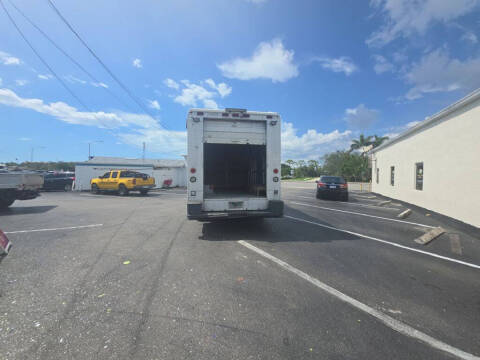 1998 Freightliner MT45 Chassis