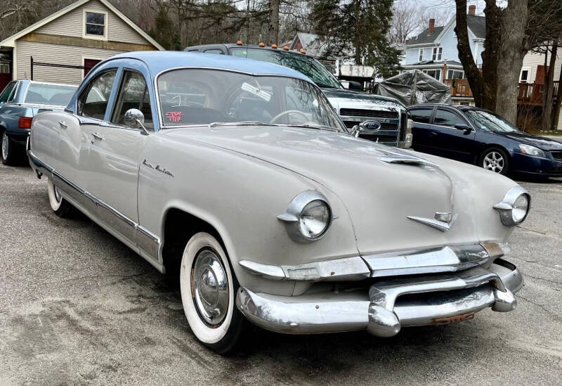 1953 Kaiser Manhattan