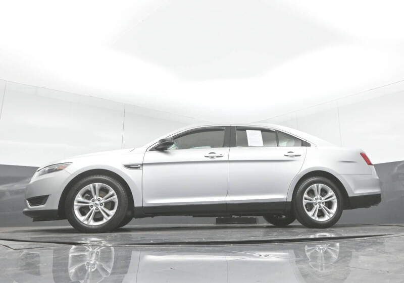 2019 Ford Taurus SE