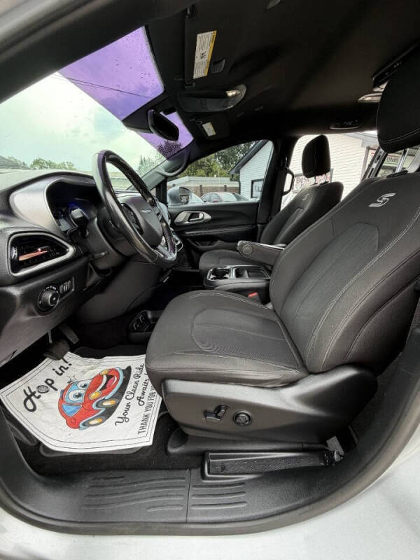 2020 Chrysler Pacifica Touring