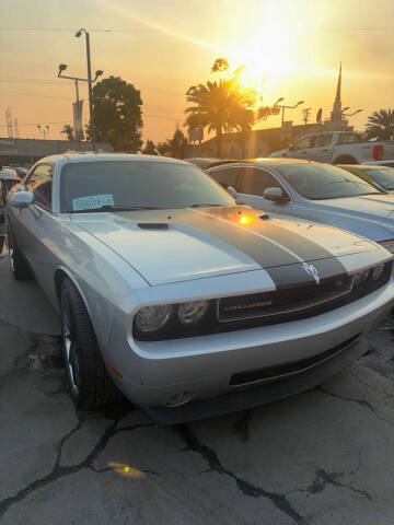 2009 Dodge Challenger for sale at CROWN AUTO INC, in South Gate CA