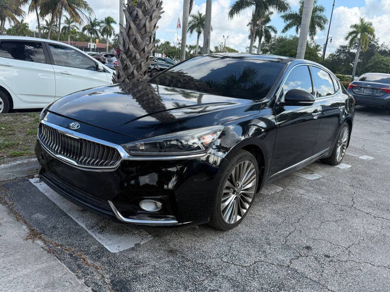 2017 Kia Cadenza Technology