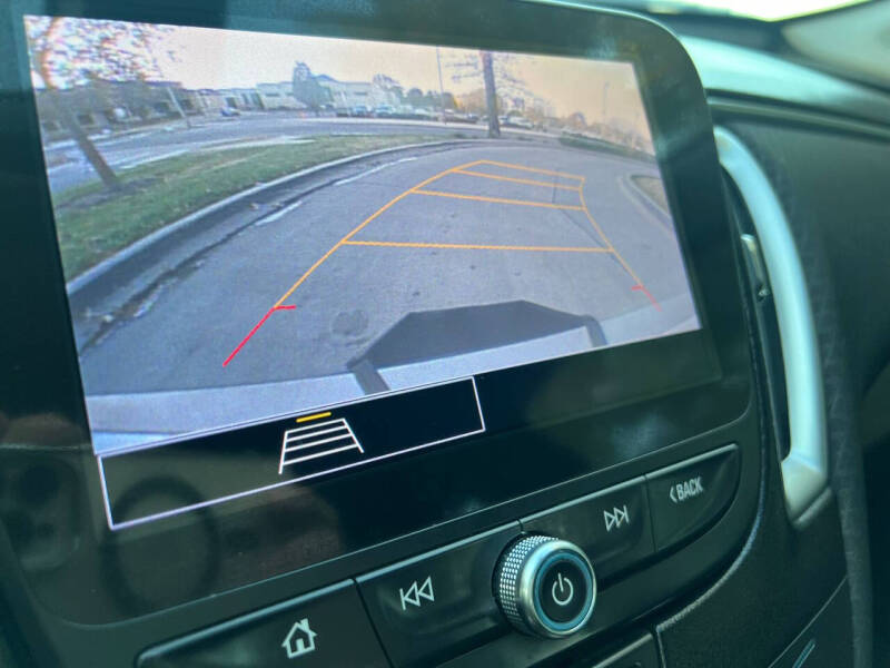 2022 Chevrolet Malibu LS