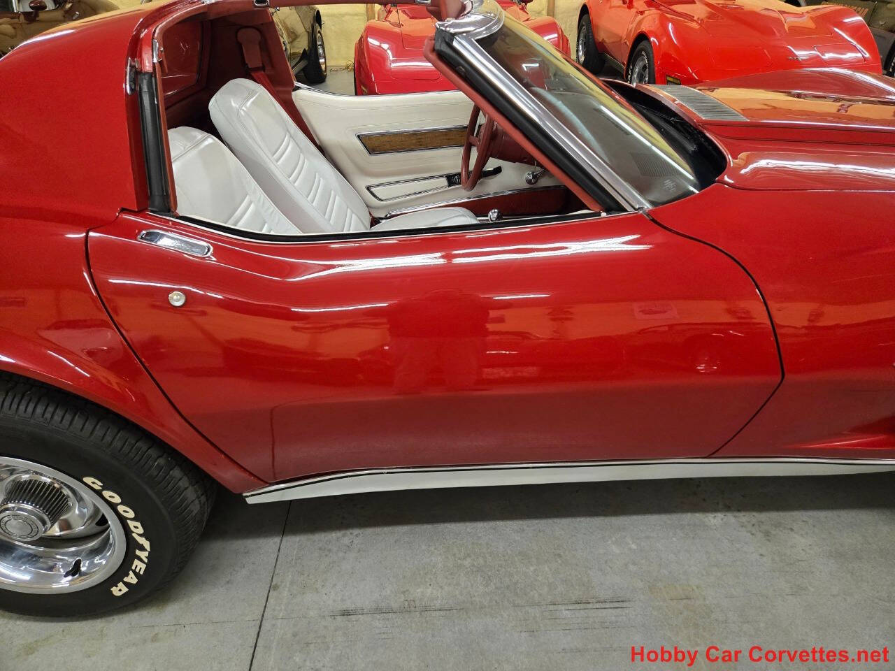 1976 Chevrolet Corvette 16