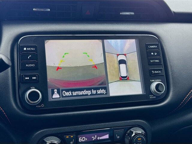 2022 Nissan Kicks SR