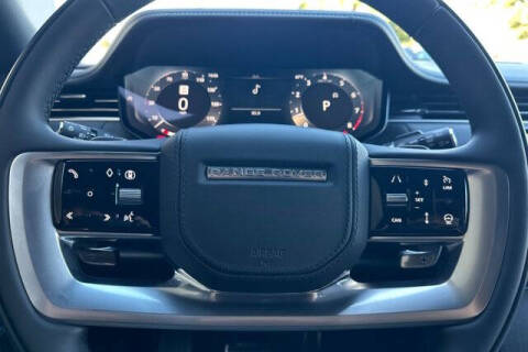 2025 Land Rover Range Rover P530 SE