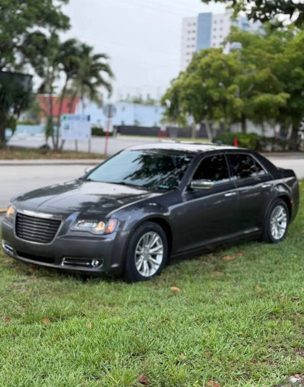 2017 Chrysler 300 C