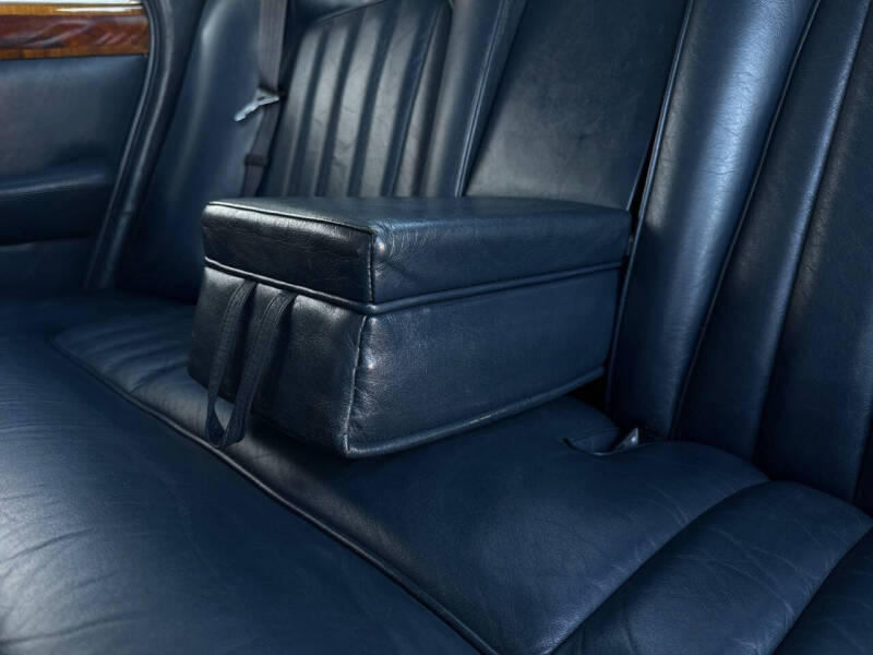 1976 Rolls-Royce Silver Shadow