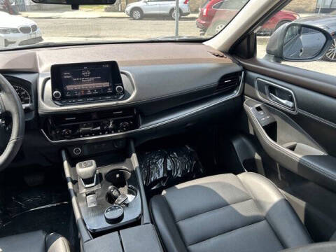 2021 Nissan Rogue SV