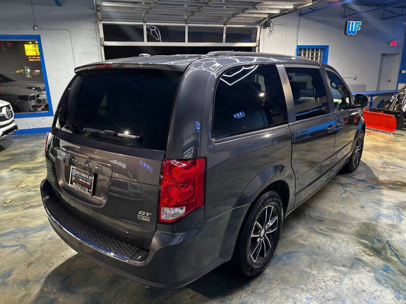 2017 Dodge Grand Caravan GT