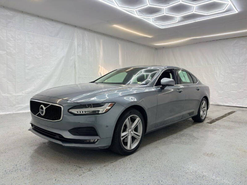 2018 Volvo S90 T5 Momentum