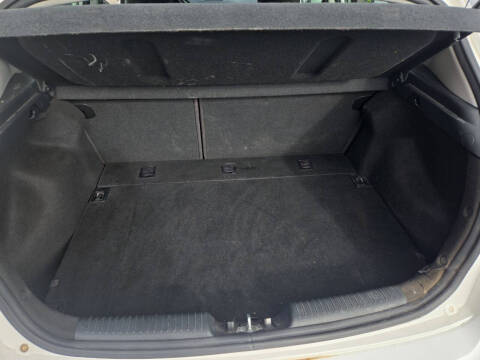 2018 Kia Forte5 LX