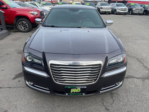 2014 Chrysler 300 C