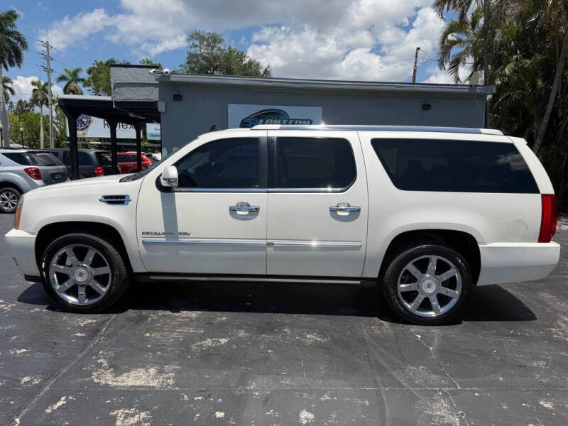 2012 Cadillac Escalade ESV Luxury