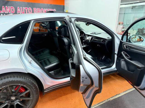 2015 Porsche Macan S