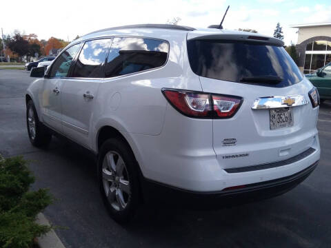 2017 Chevrolet Traverse LT