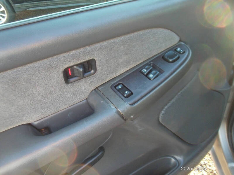 2003 Chevrolet Silverado 1500 LS