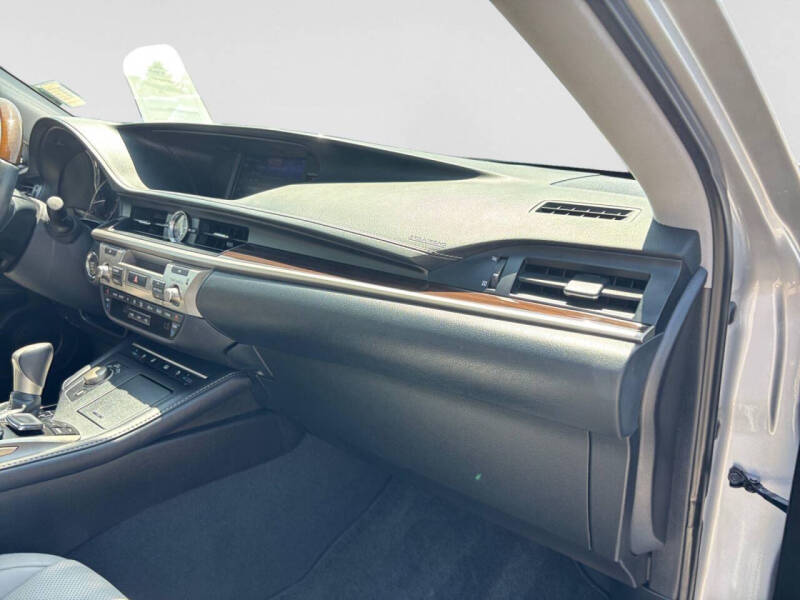 2017 Lexus ES 350