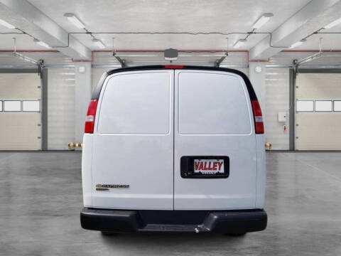 2025 Chevrolet Express 2500