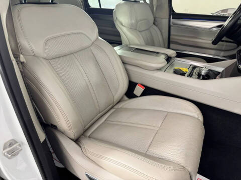 2023 Jeep Grand Wagoneer