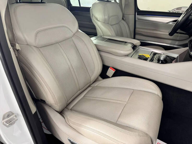 2023 Jeep Grand Wagoneer